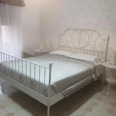Dimoramuri Bed & Breakfast Katánie