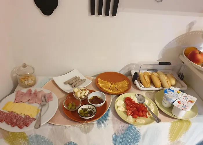 לינה וארוחת בוקר Dimoramuri קטאניה