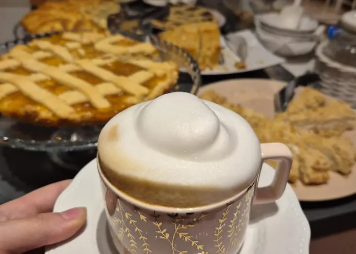 לינה וארוחת בוקר Dimoramuri 4*