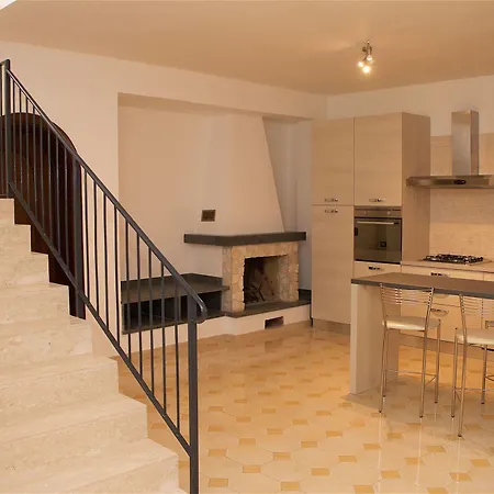 Bed & Breakfast Dimoramuri 4*