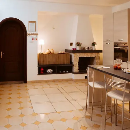 Dimoramuri Bed & Breakfast 4*